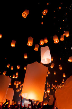 Floating lantern, Yi Peng Balloon Festival in Chiangmai Thailand