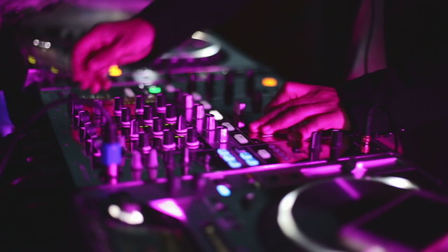 Hands of DJ