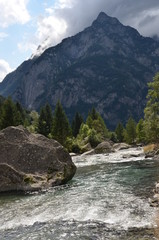 Torrente di montagna