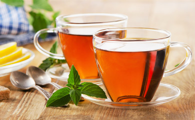 Cups of tea with mint