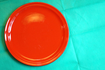 Red plate