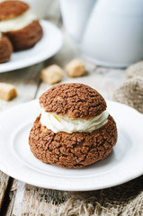 chocolate profiteroles, Shu, with cream