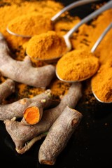 Roots and powder turmeric