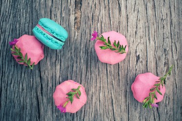 French macaroons with pink flowers