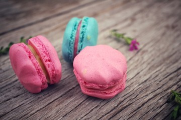 French macaroons with pink flowers