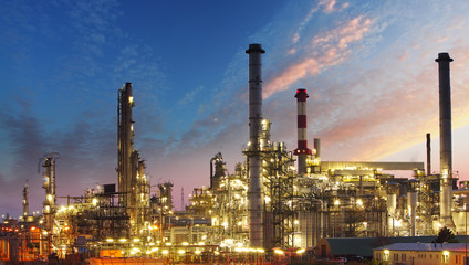Obraz na płótnie Canvas Oil Industry - refinery factory