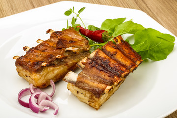 Roasted lamb ribs