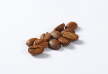 Roasted coffee beans