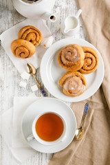 Breakfast with cinnamon bun