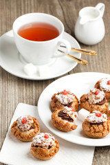 Cakes with chocolate mousse