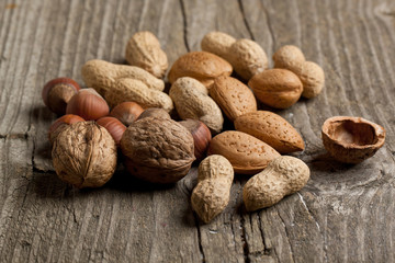 Assorted nuts almond, hazelnut, walnut and peanut