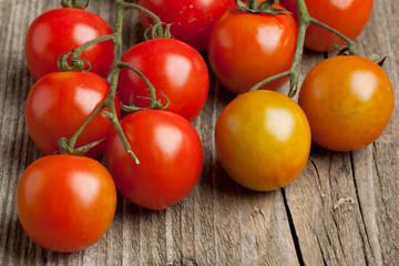 Fototapeta na wymiar cherry tomatoes