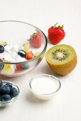 Fruites mix with cream