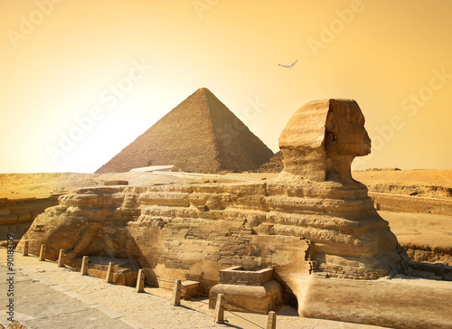 The Sphinx, Giza, Near Cairo, Egypt загрузить