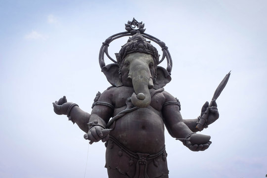 Ganesha black statue