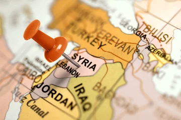 Cercles muraux moyen-Orient Localisation Syrie. Broche rouge sur la carte.