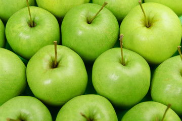 Ripe green apples close up