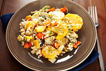 Potatoes with rice and vegetables