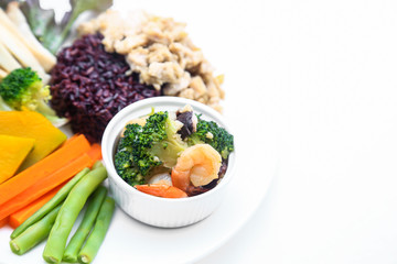  Stir fried broccoli with shrimp served with rice berry and orga