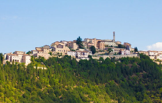 Foto panoramica di Borgo Cerreto