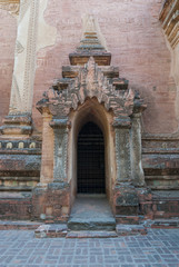 Fototapeta na wymiar Arch temple at Bagan