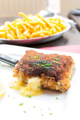Chicken cordon bleu