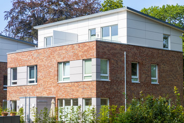 Fassade eines modernen Wohngebäudes in Hamburg, Deutschland