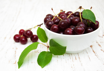 Bowl with cherries