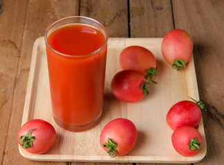 tomatoes juice