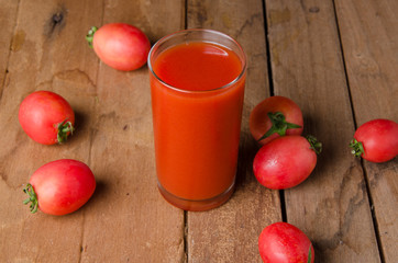 tomatoes juice