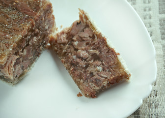 Jellied veal