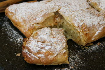 Bougatsa