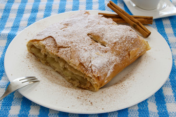 Blätterteig mit Cremefülle