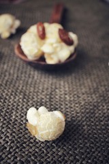 Fototapeta na wymiar Popcorn with almond