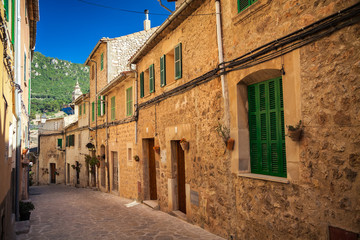 Fototapeta na wymiar cozy stone street in village Valldemossa