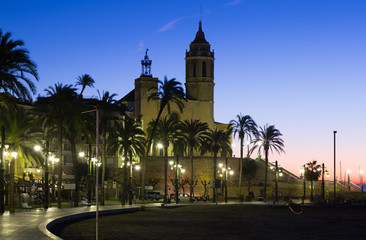 Fototapeta na wymiar morning view of church at Sitges, Spain
