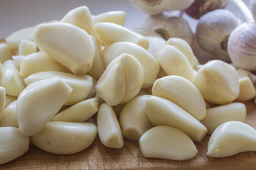 Peeled garlic cloves cooking