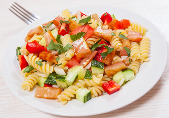pasta salad with smoked salmon and vegetables