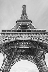 Eiffel tower in black and white