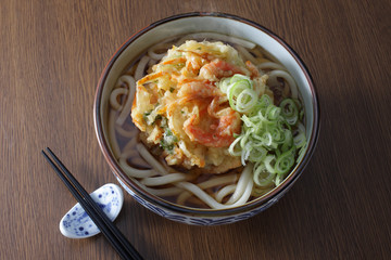 天ぷらうどん