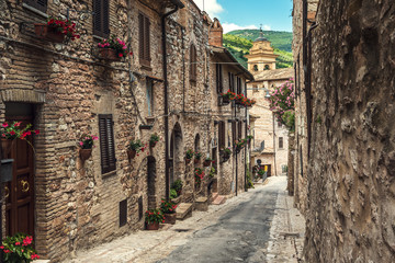 Fototapeta na wymiar Full color beautiful streets in Umbria, Italy