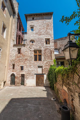 Plakat Medieval houses in Cahors, France.