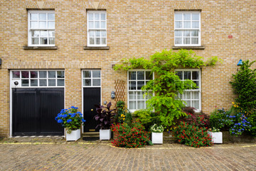 Fototapeta na wymiar Facade of old house in London. England, UK