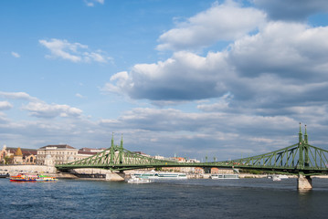 Naklejka premium Liberty Bridge in Budapest