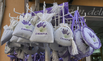Obraz premium Kroatische Lavendel-Säckchen