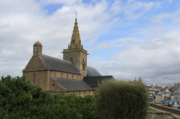 Fototapeta na wymiar Église Notre-Dame du Cap Lihou à Granville, Manche, Normandie