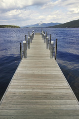 Naklejka premium Molo nad jeziorem George