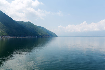 Fototapeta na wymiar Erhai lake and Cangshan mountain