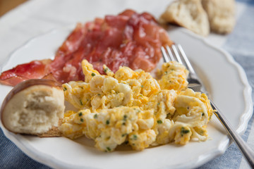 Eier mit Speck