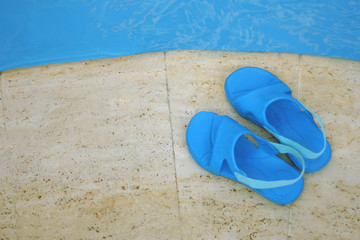 Plakat Shoes and pool